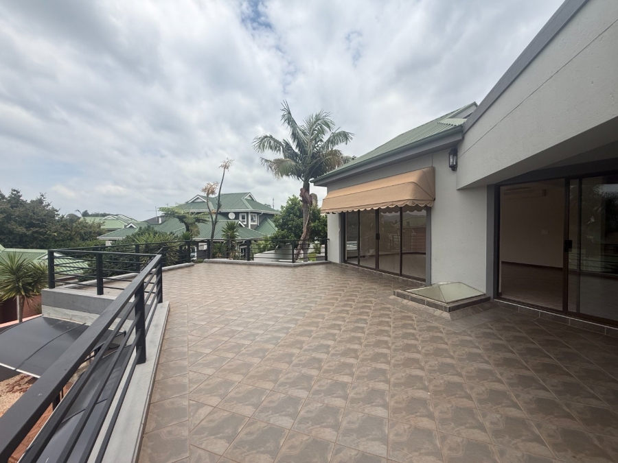 To Let 4 Bedroom Property for Rent in Caribbean Beach Club North West
